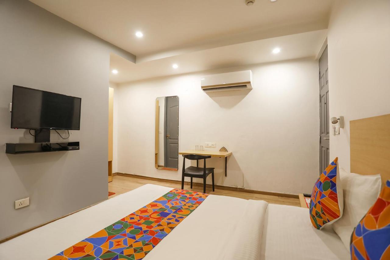 Fabhotel Golden World 加济阿巴德 外观 照片